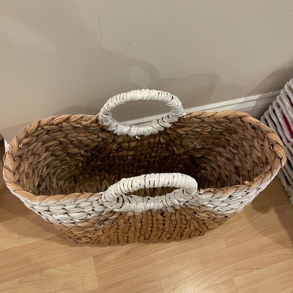 Woven Two-Tone Straw Tote Bag - Natural & Cream - Picture 3 of 3